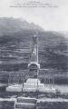 1 vue La Monta (1608 m). Monument aux Morts (1914-1918). Le mont Pelvas (fond)Joubert, Gap