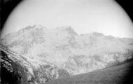 1 vue  - Vue depuis les Hières sur la Meije, le glacier du Tabuc et le hameau de Puy Golèfre (ouvre la visionneuse)