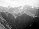 1 vue  - Cascade de la Buffe, les Pales, Parières vus depuis le Puy (ouvre la visionneuse)