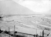 1 vue  - Rivière du Drac de la passerelle d\'Ars au saut du Urin, printemps 1933. (ouvre la visionneuse)