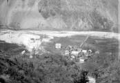 1 vue Vue sur la Séveraisse et le village après la crue de 1928