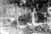 1 vue  - Torrent de la Navette dans le village après la crue de 1928. Pont endommagé. (ouvre la visionneuse)