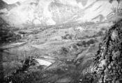 1 vue  - Travaux réalisés en 1912-1913 dans le torrent de Bonsecours. Ravine F. Route et maisons forestières de Bonsecours (ouvre la visionneuse)
