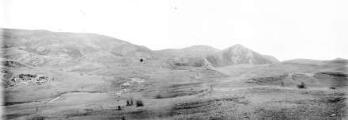 1 vue  - Panorama du domaine de Peyssier. Torrent de Maraize. (ouvre la visionneuse)