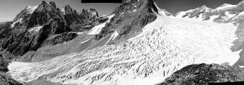 1 vue Glaciers des Violettes et de la Momie. Glacier Blanc