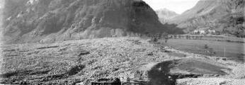 1 vue Torrent du Tourrond à la confluence avec la rivière du Drac. Crues des 25/28 Septembre 1928.
