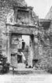 1 vue Porte du château (1360). Curieux vestiges d'armoiries taillées dans un seul blocEdt. A. Gros, Serres