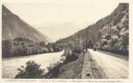 1 vue La route du Bourg-d'Oisans. La Romanche et le massif des Grandes Rousses (3470 m)Éditions Martinotto Frères, Grenoble