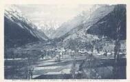 1 vue  - Vue générale. Au fond : vallée d\'Entraigues et le pic Bonvoisin (3560 m)A. Hourlier, Grenoble (ouvre la visionneuse)
