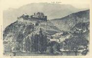 1 vue  - Château-Queyras (1387 m). Vue généraleMlle Joubert, Gap (ouvre la visionneuse)