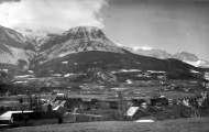 1 vue  - Les Barraques - Vue générale et la montagne de Montet (ouvre la visionneuse)