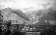 1 vue  - Vue panoramique, au fond la montagne de FéraudAndreis (Gap) (ouvre la visionneuse)