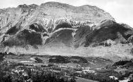 1 vue  - L\'Allée - Vue panoramique et montagne de FéraudAndreis (Gap) (ouvre la visionneuse)