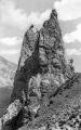 1 vue  - Environs du Lauzet - Les rochers du col de la RousseAndreis (Gap) (ouvre la visionneuse)